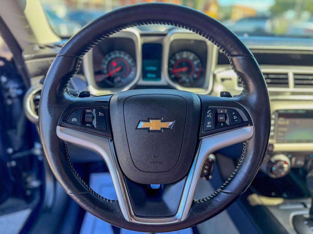 2015 Chevrolet Camaro LT/LOW KM/ROOF/REMOTE/CAMERA/NO ACCIDENTS/3.6L Photo