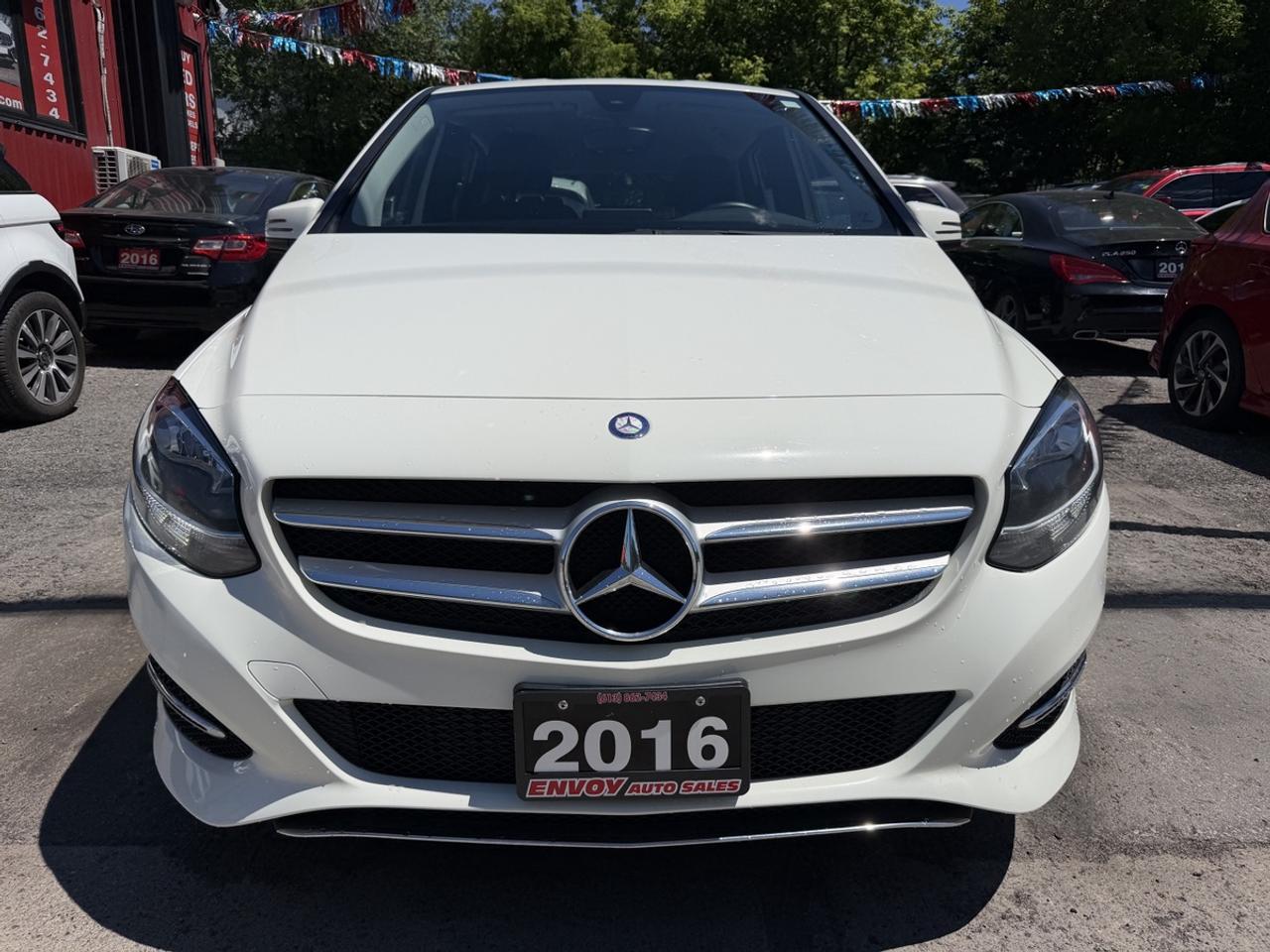 2016 Mercedes-Benz B-Class B 250 4-MATIC Photo