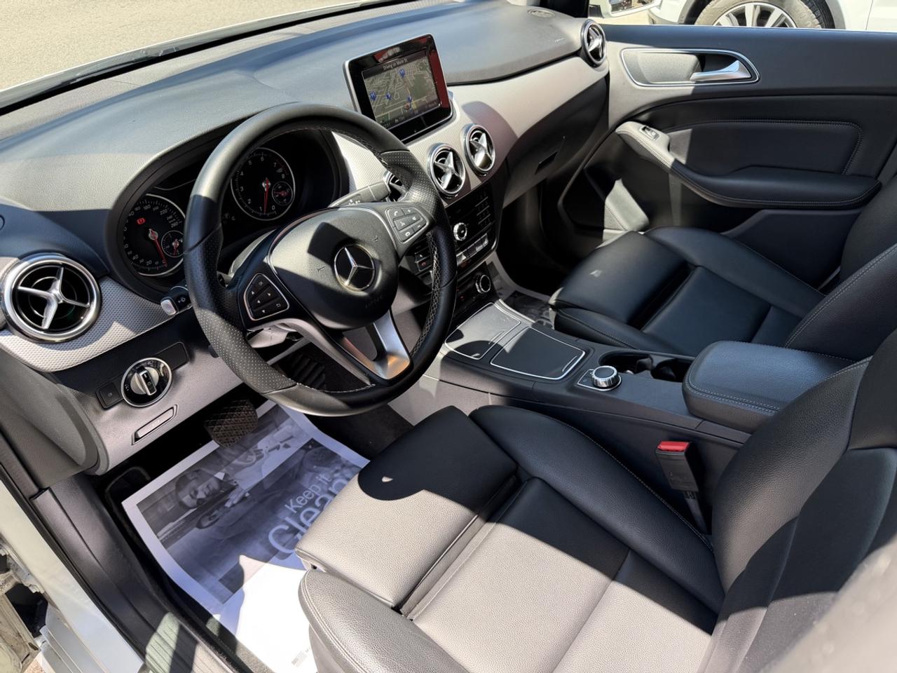2016 Mercedes-Benz B-Class B 250 4-MATIC Photo