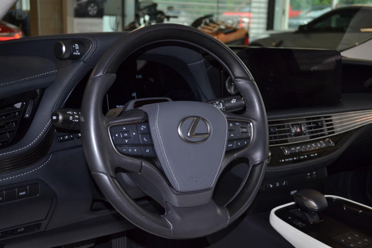 2024 Lexus LS500 EXECUTIVE Photo