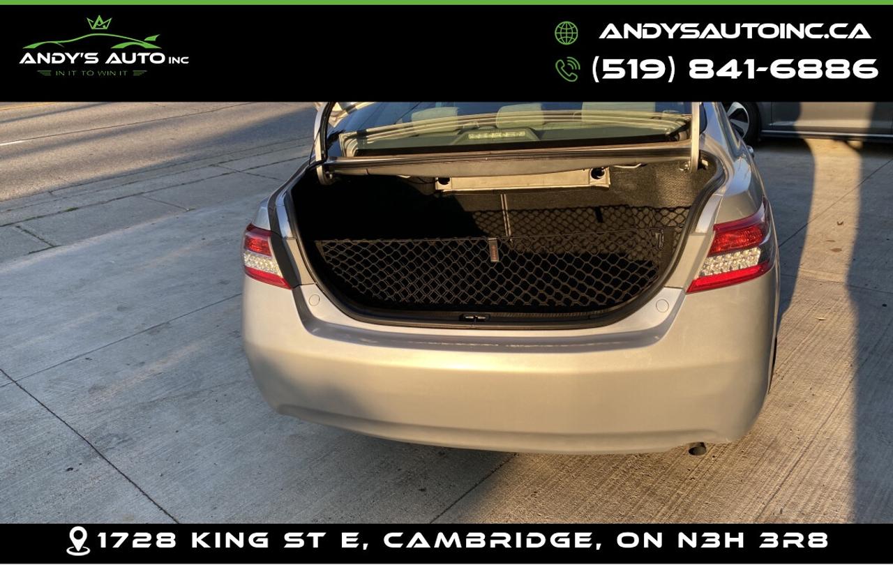 2010 Toyota Camry SE ! 4CYL ! NO ACCIDENTS ! AUTO ! SE  4CYL ! NO ACCIDENTS ! AUTO ! Photo