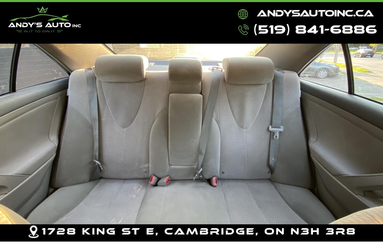 2010 Toyota Camry SE ! 4CYL ! NO ACCIDENTS ! AUTO ! SE  4CYL ! NO ACCIDENTS ! AUTO ! Photo