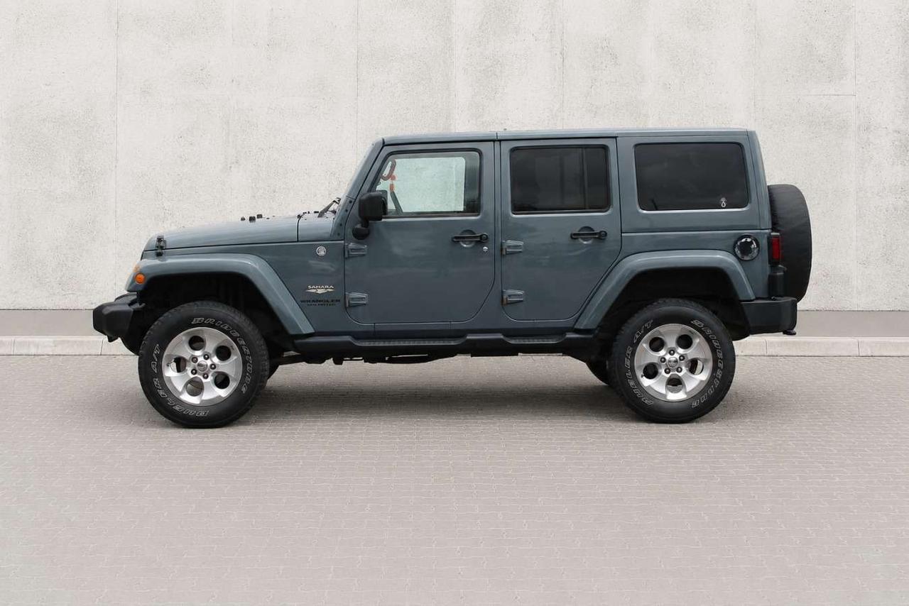 2014 Jeep Wrangler 4WD Sahara  Gps SiriusXM HtdSeats SideSteps Cruise Photo