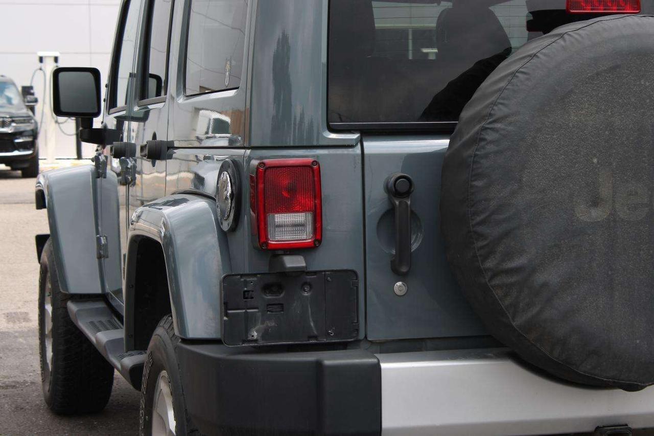 2014 Jeep Wrangler 4WD Sahara  Gps SiriusXM HtdSeats SideSteps Cruise Photo