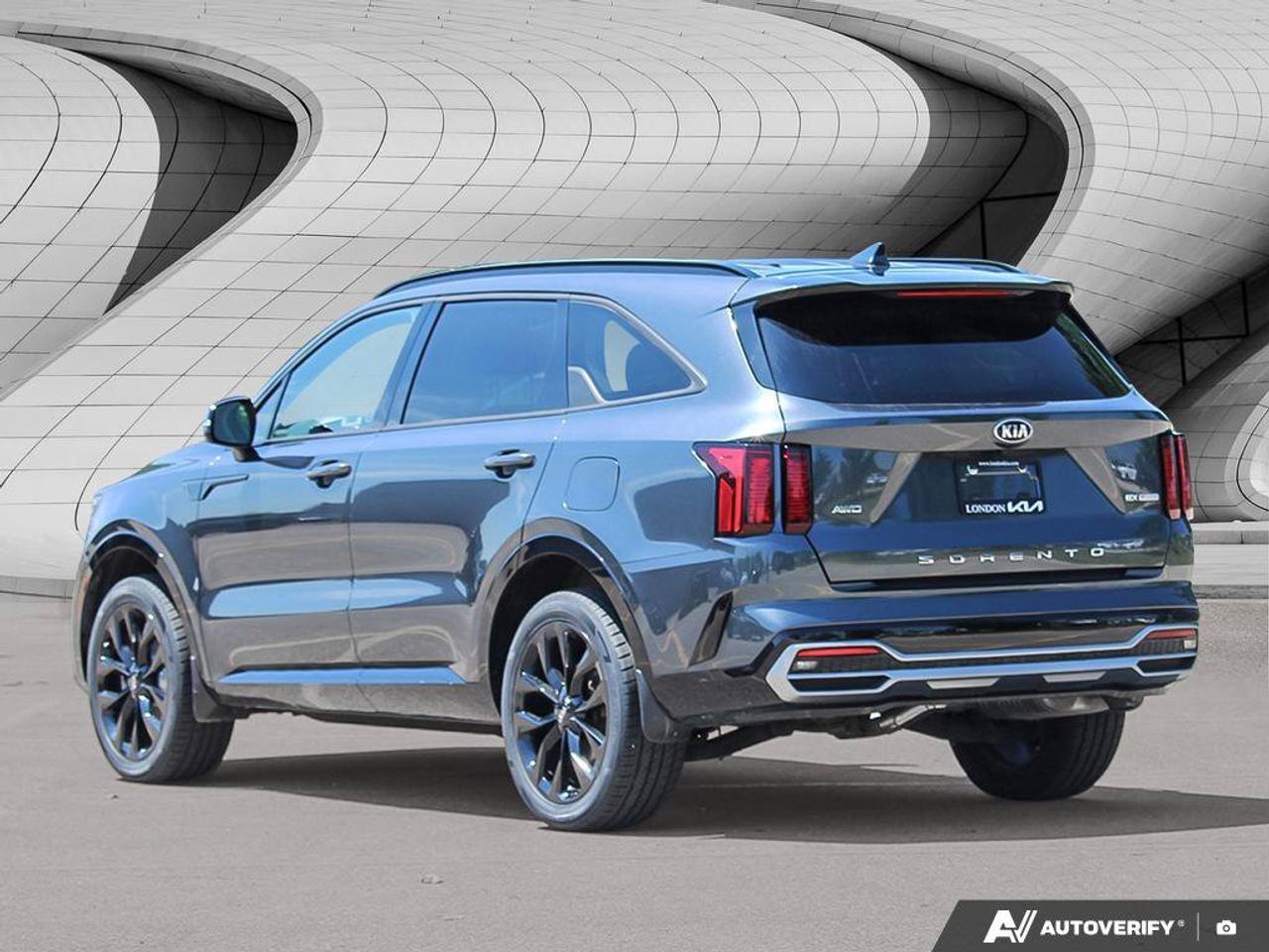 2021 Kia Sorento EX Photo