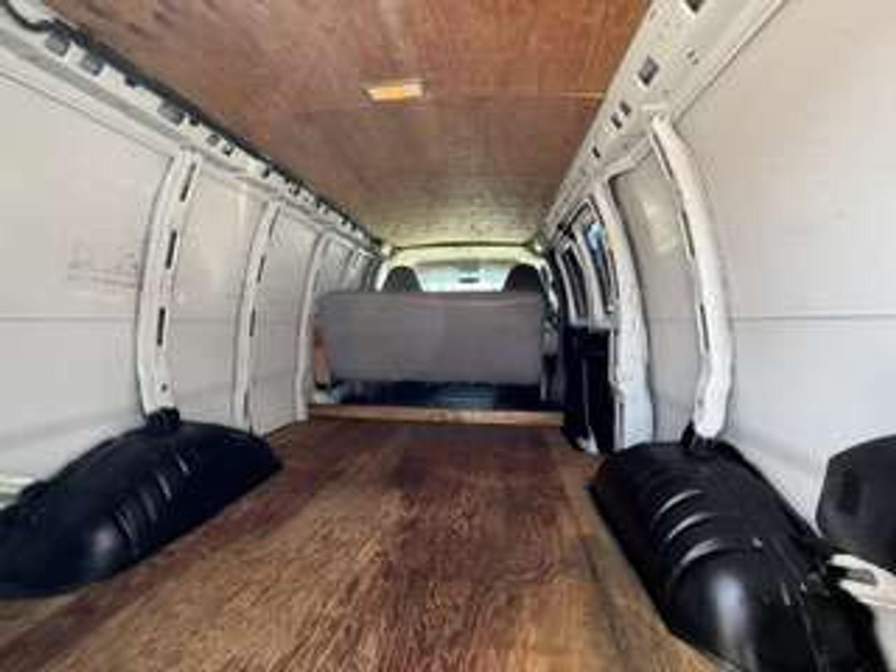 2014 GMC Savana Excellent Condition Clean Carfax Photo