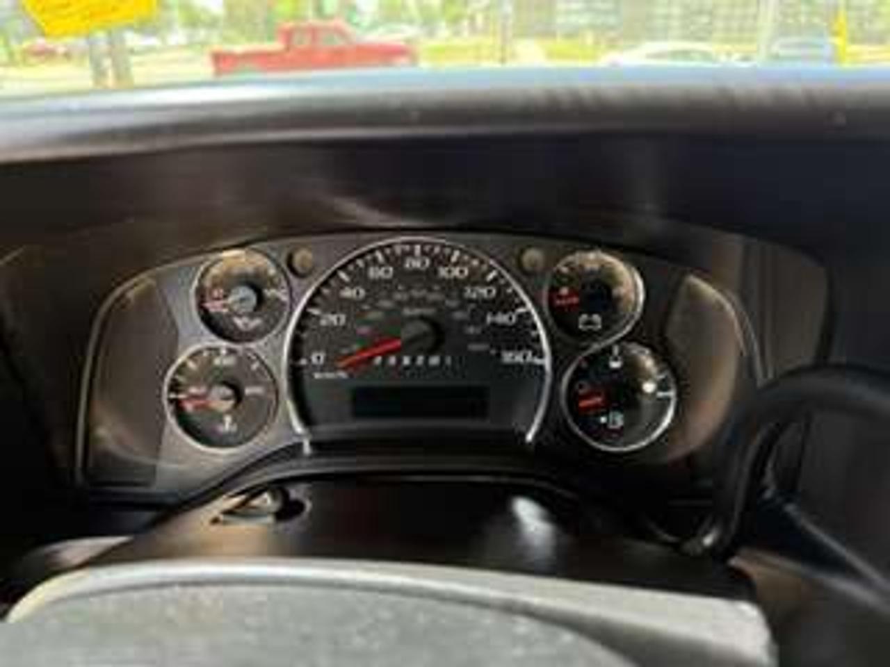 2014 GMC Savana Excellent Condition Clean Carfax Photo
