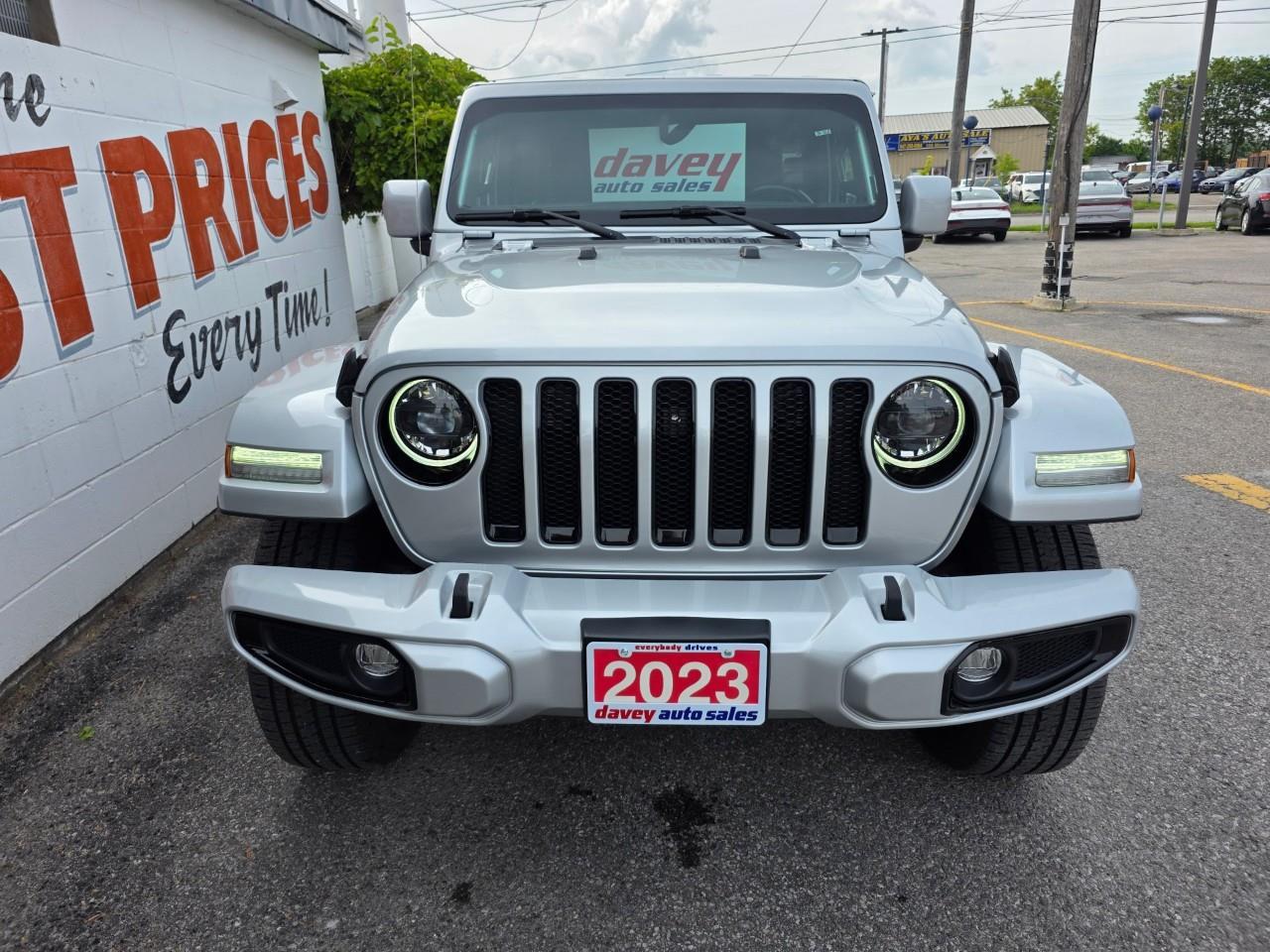 2023 Jeep Wrangler SAHARA 4DR 4X4 Photo5