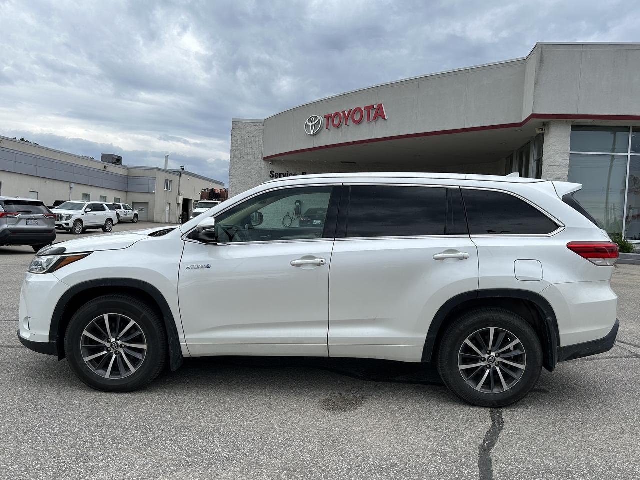 2017 Toyota Highlander Hybrid XLE Hybrid AWD Photo