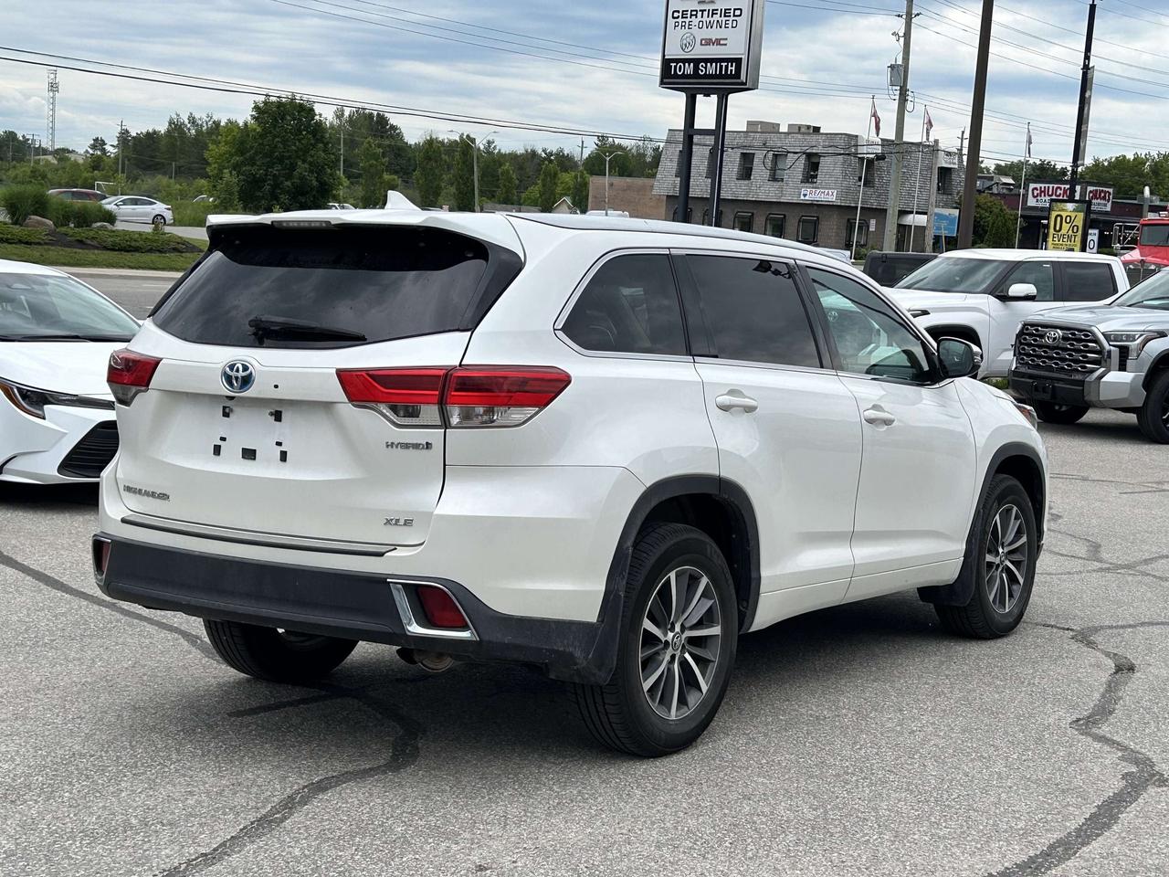 2017 Toyota Highlander XLE Hybrid AWD Photo