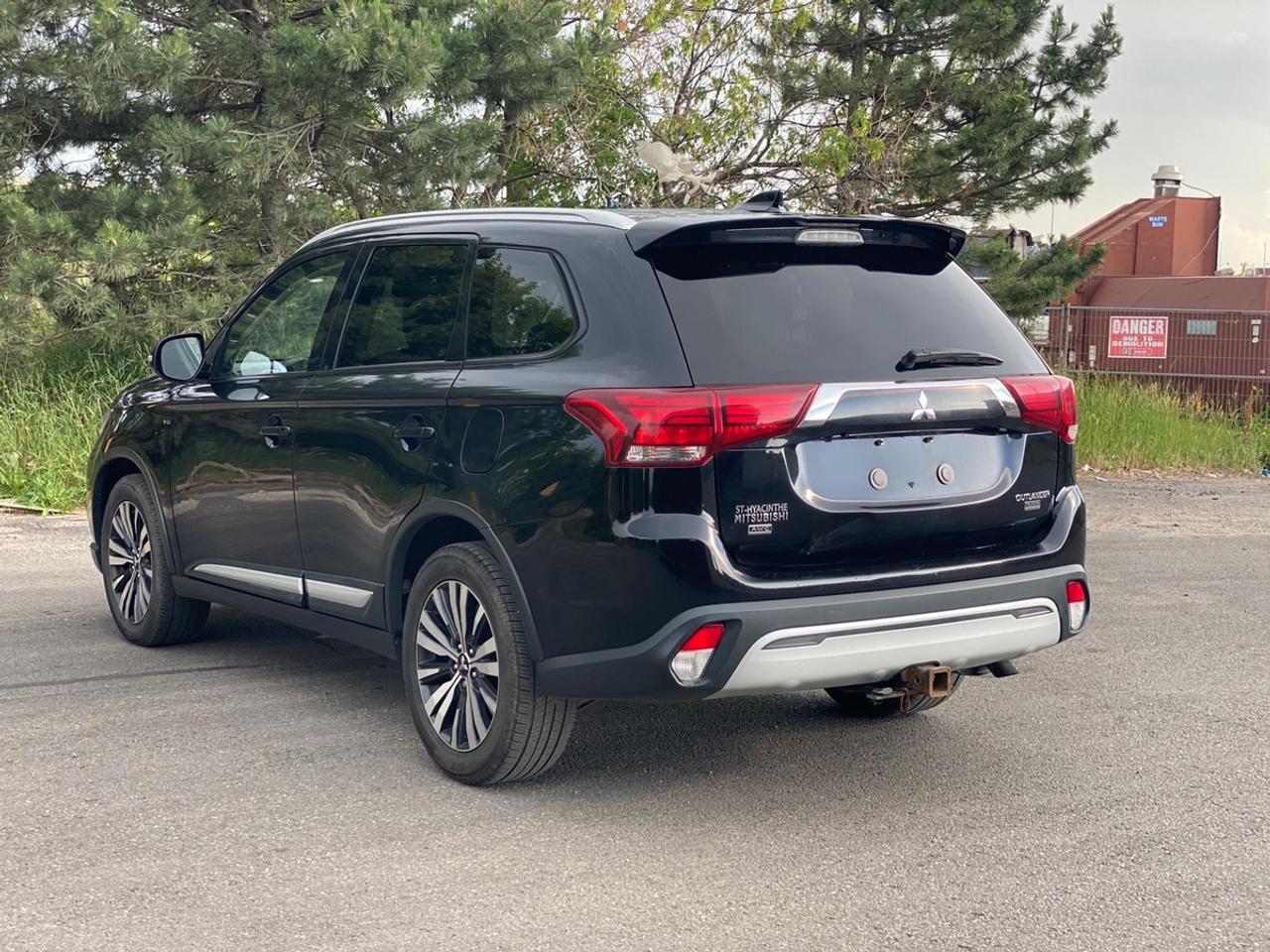 2019 Mitsubishi Outlander SE Touring AWC | NO ACCIDENT | Leather | Sun Roof Photo