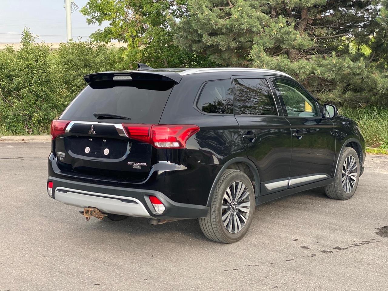 2019 Mitsubishi Outlander SE Touring AWC | NO ACCIDENT | Leather | Sun Roof Photo