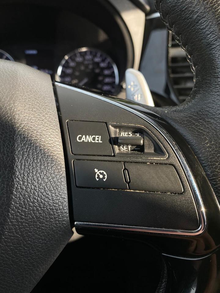 2019 Mitsubishi Outlander SE Touring AWC | NO ACCIDENT | Leather | Sun Roof Photo
