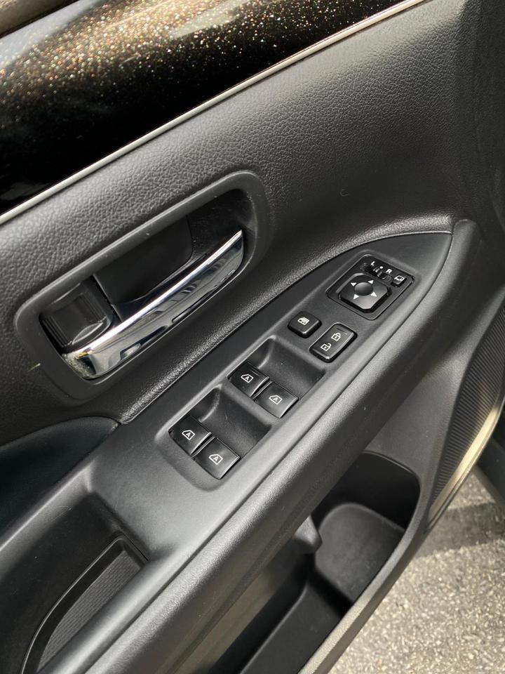 2019 Mitsubishi Outlander SE Touring AWC | NO ACCIDENT | Leather | Sun Roof Photo