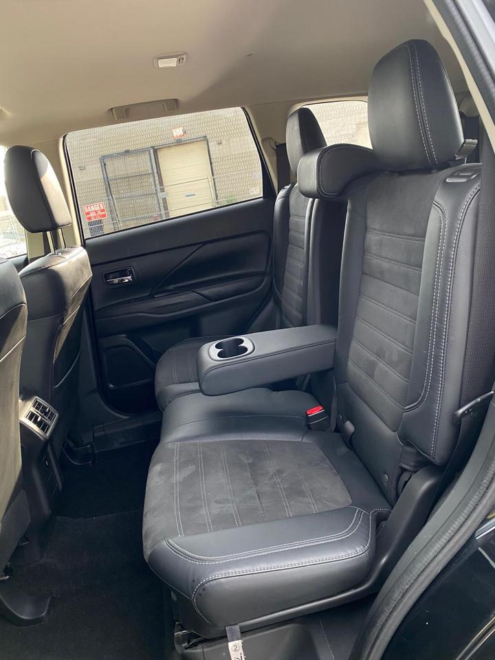 2019 Mitsubishi Outlander SE Touring AWC | NO ACCIDENT | Leather | Sun Roof Photo