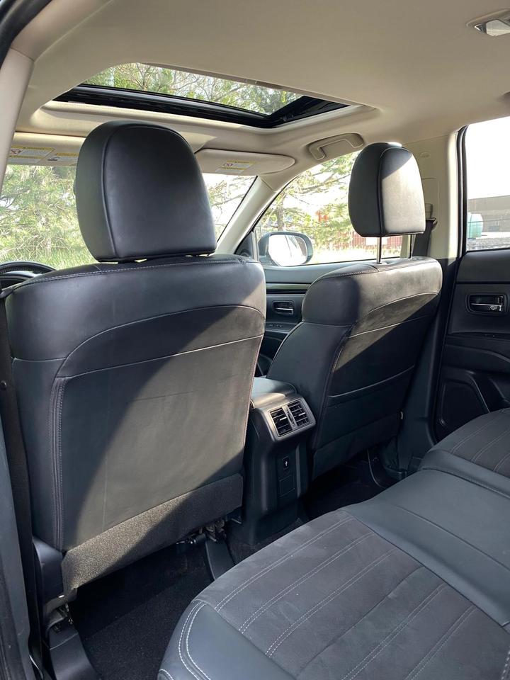 2019 Mitsubishi Outlander SE Touring AWC | NO ACCIDENT | Leather | Sun Roof Photo