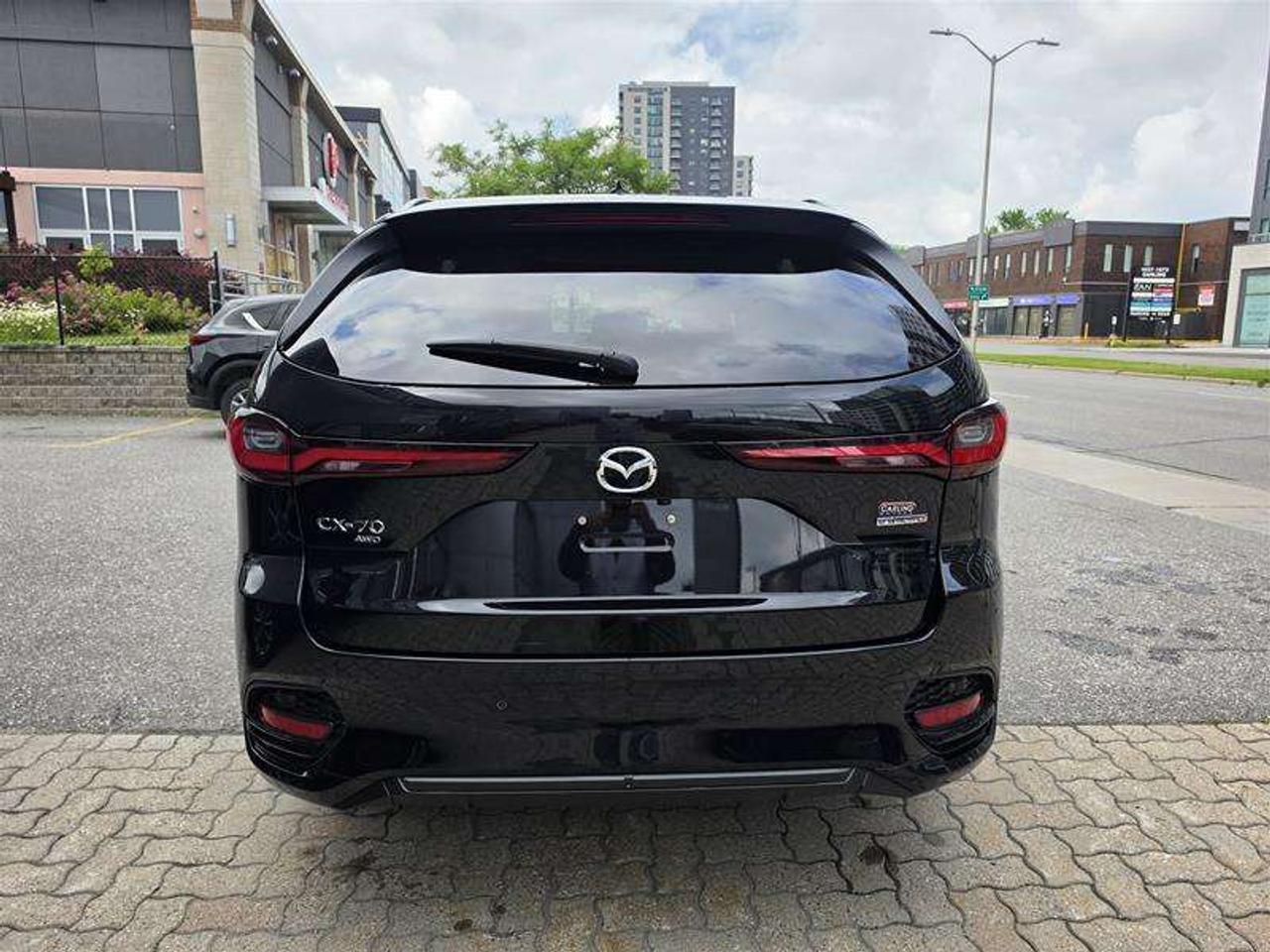 2025 Mazda CX-70 MHEV GT-P AWD Leather Panoramic Sunroof Photo
