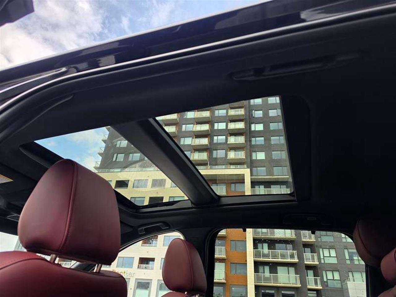 2025 Mazda CX-70 MHEV GT-P AWD Leather Panoramic Sunroof Photo