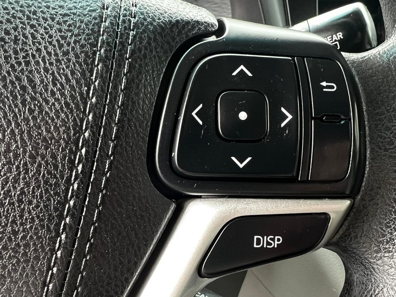 2017 Toyota Sienna 5DR 7-PASS FWD Photo