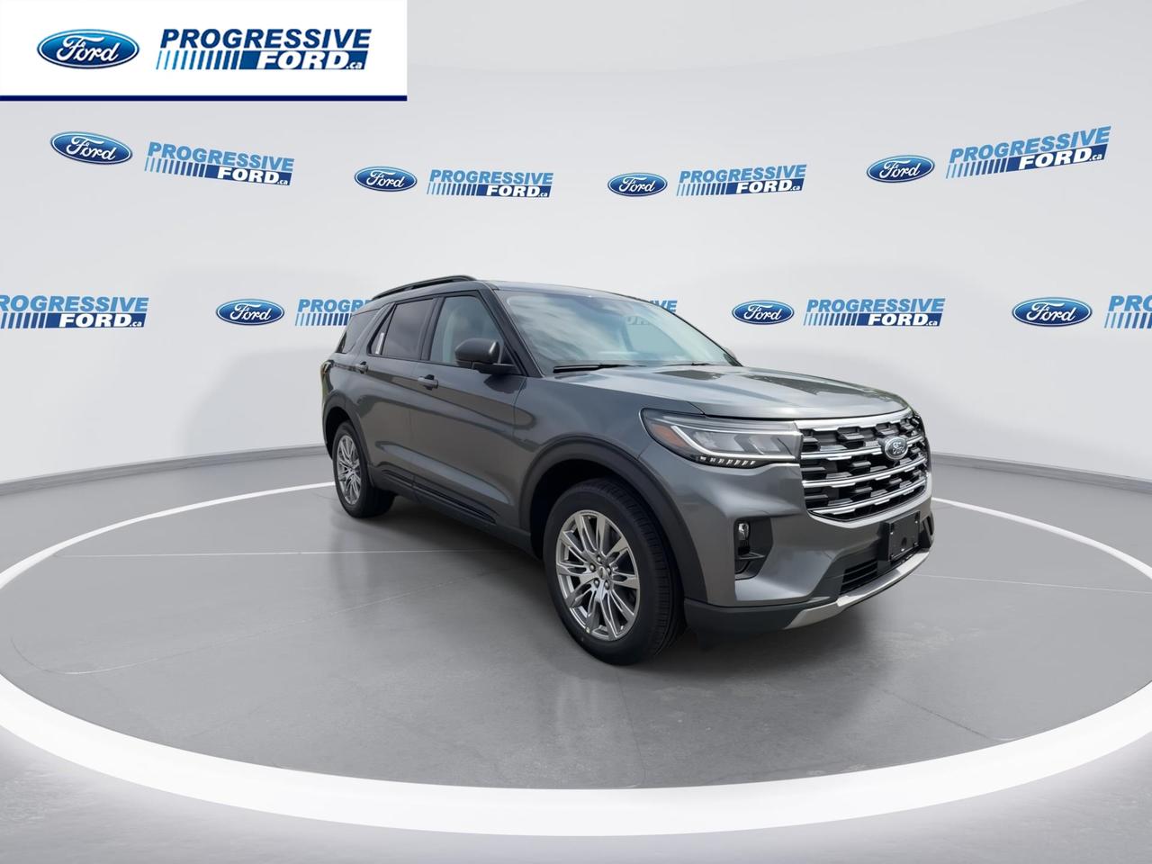 2026 Ford Explorer Active 4dr 4x4 Photo5