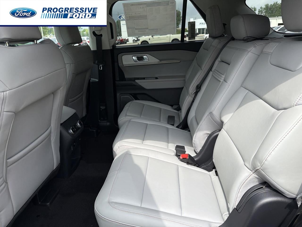 2026 Ford Explorer Active 4dr 4x4 Photo