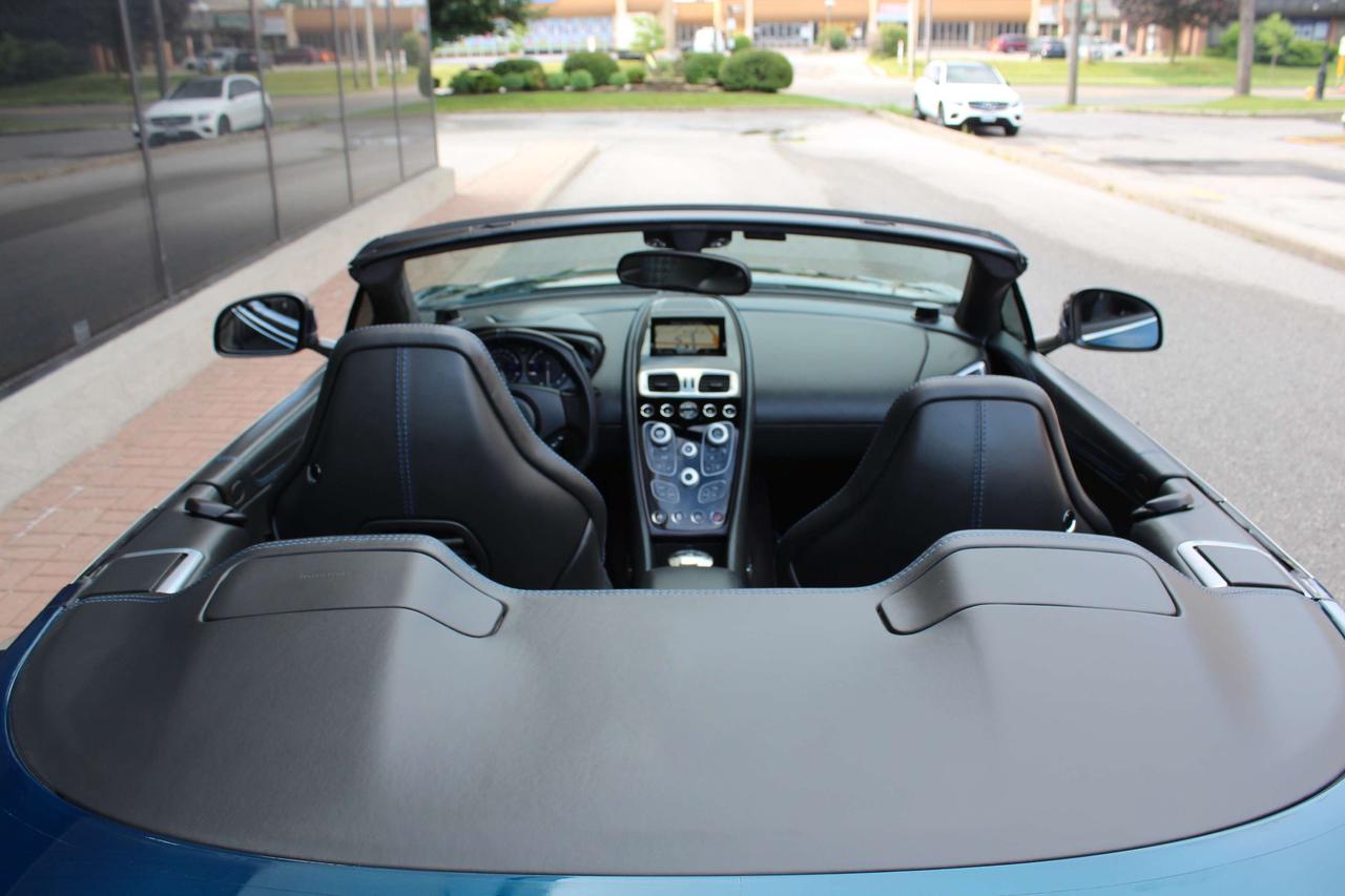2014 Aston Martin Vanquish VOLANTE - CARBON FIBER SPORTS PKG - BANG&OLUFSEN Photo