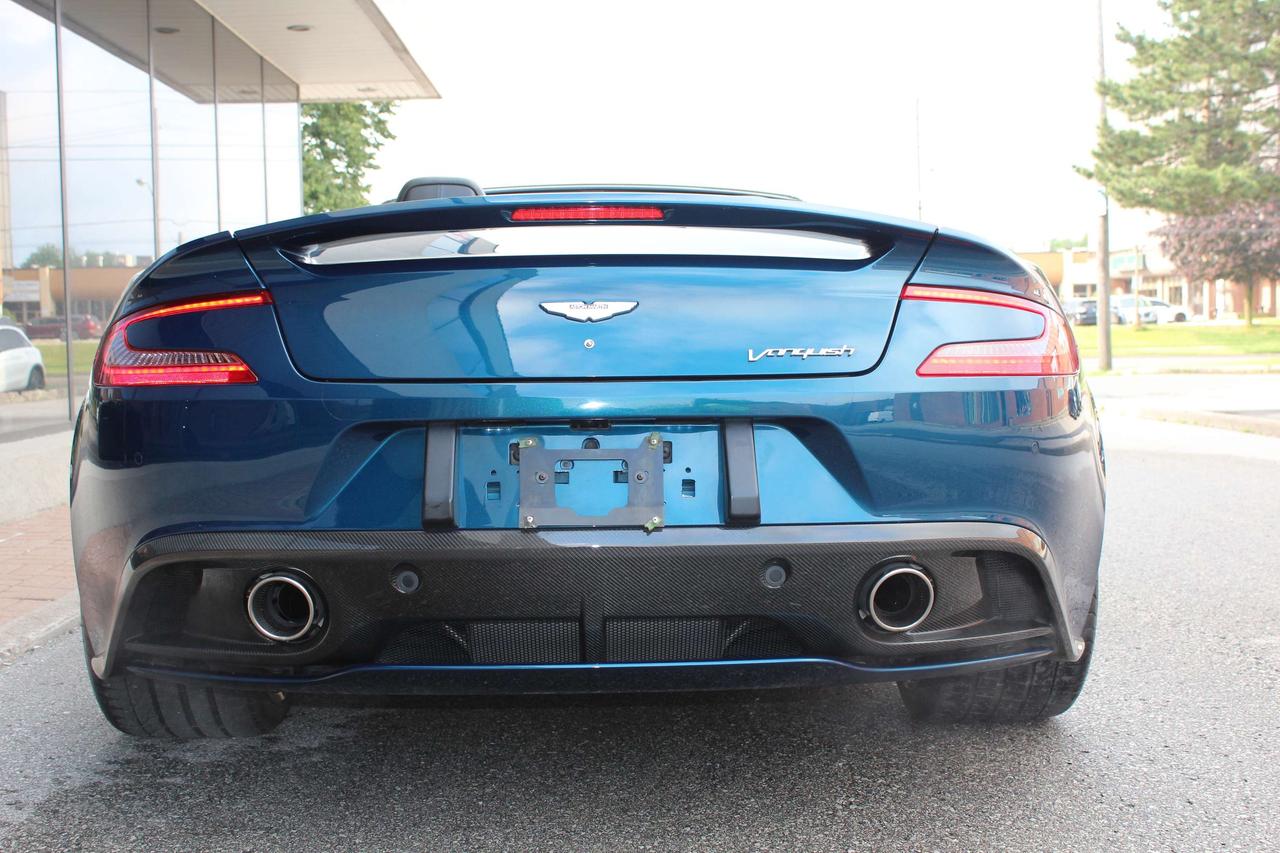 2014 Aston Martin Vanquish VOLANTE - CARBON FIBER SPORTS PKG - BANG&OLUFSEN Photo