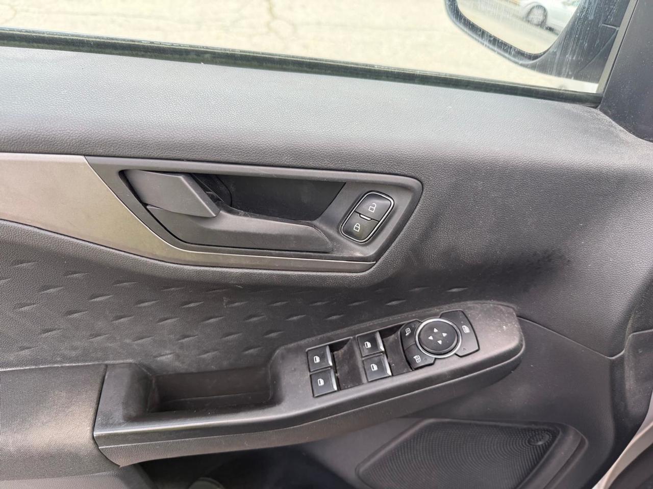 2020 Ford Escape S Photo