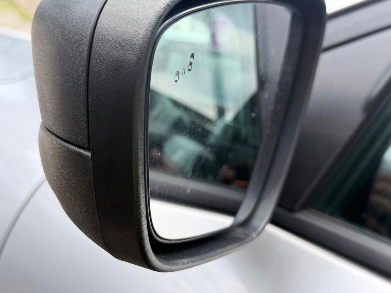 2020 Ford Escape S Photo