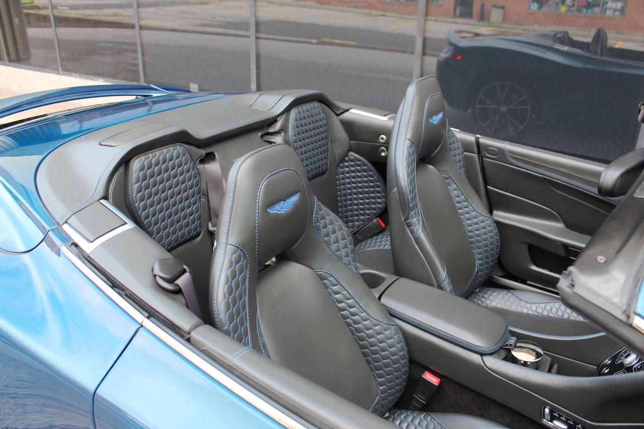 2014 Aston Martin Vanquish VOLANTE - CARBON FIBER SPORTS PKG - BANG&OLUFSEN Photo