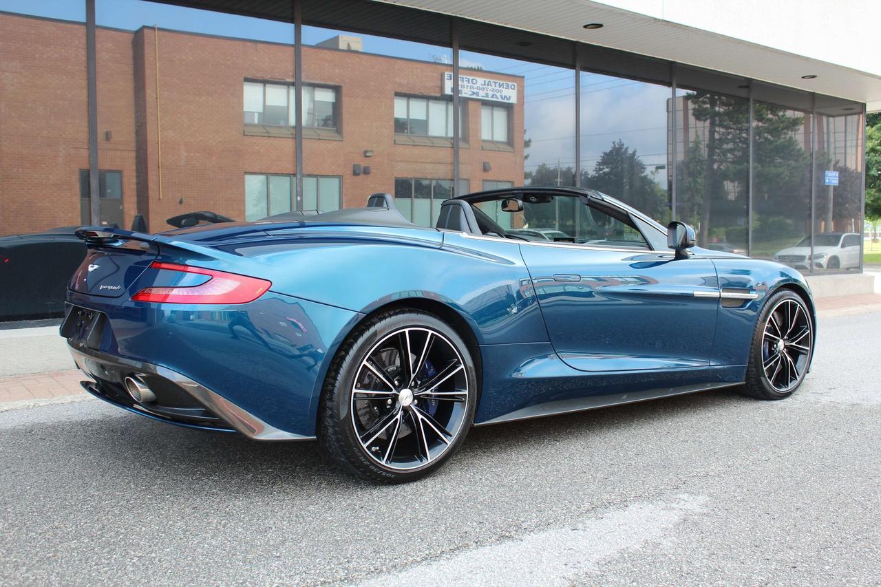 2014 Aston Martin Vanquish VOLANTE - CARBON FIBER SPORTS PKG - BANG&OLUFSEN Photo