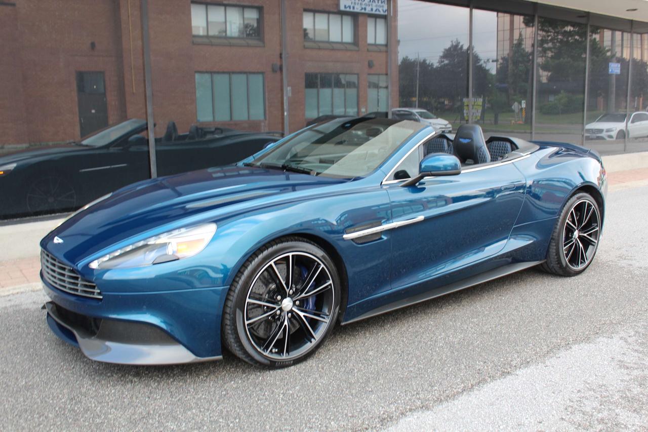 2014 Aston Martin Vanquish VOLANTE - CARBON FIBER SPORTS PKG - BANG&OLUFSEN Photo
