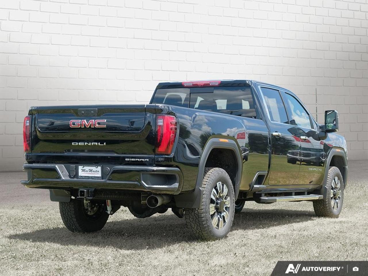 2026 GMC Sierra 3500HD 4WD Crew Cab Long Box Denali Photo