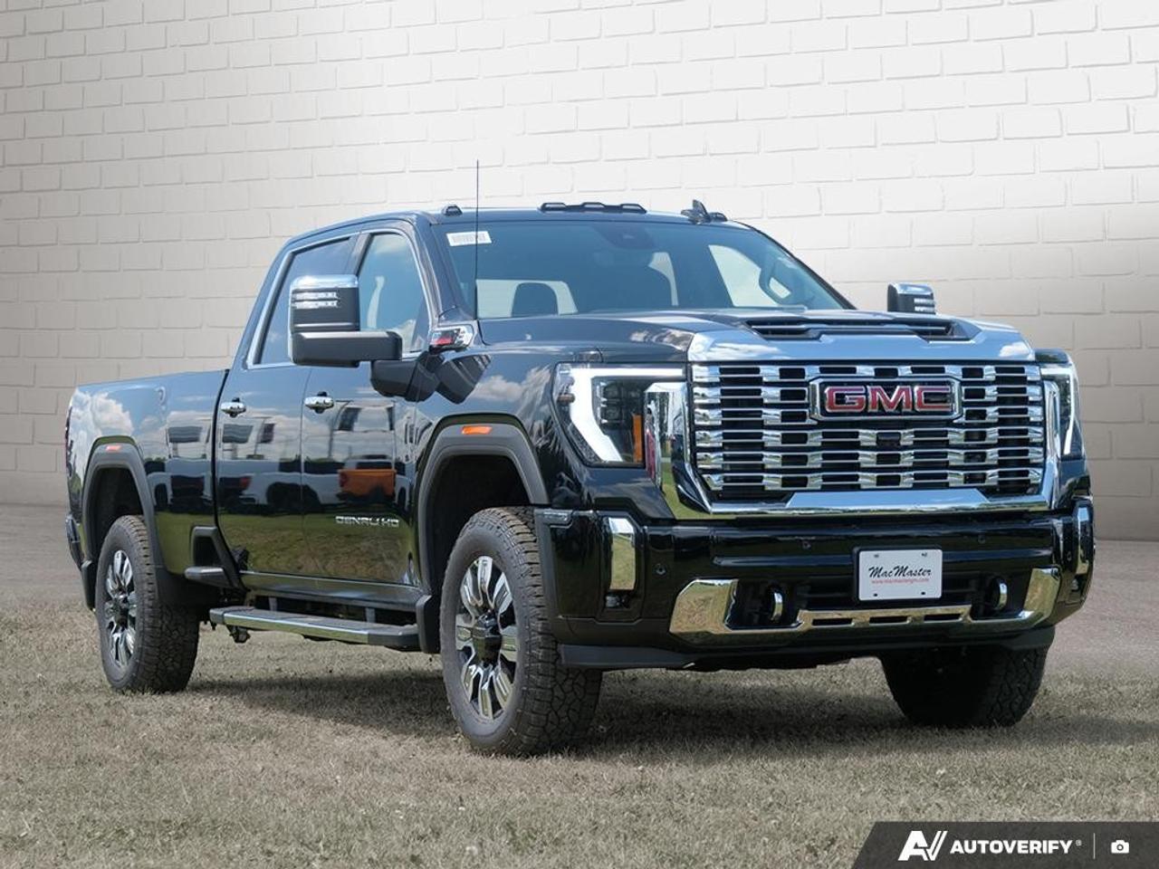 2026 GMC Sierra 3500HD 4WD Crew Cab Long Box Denali Photo
