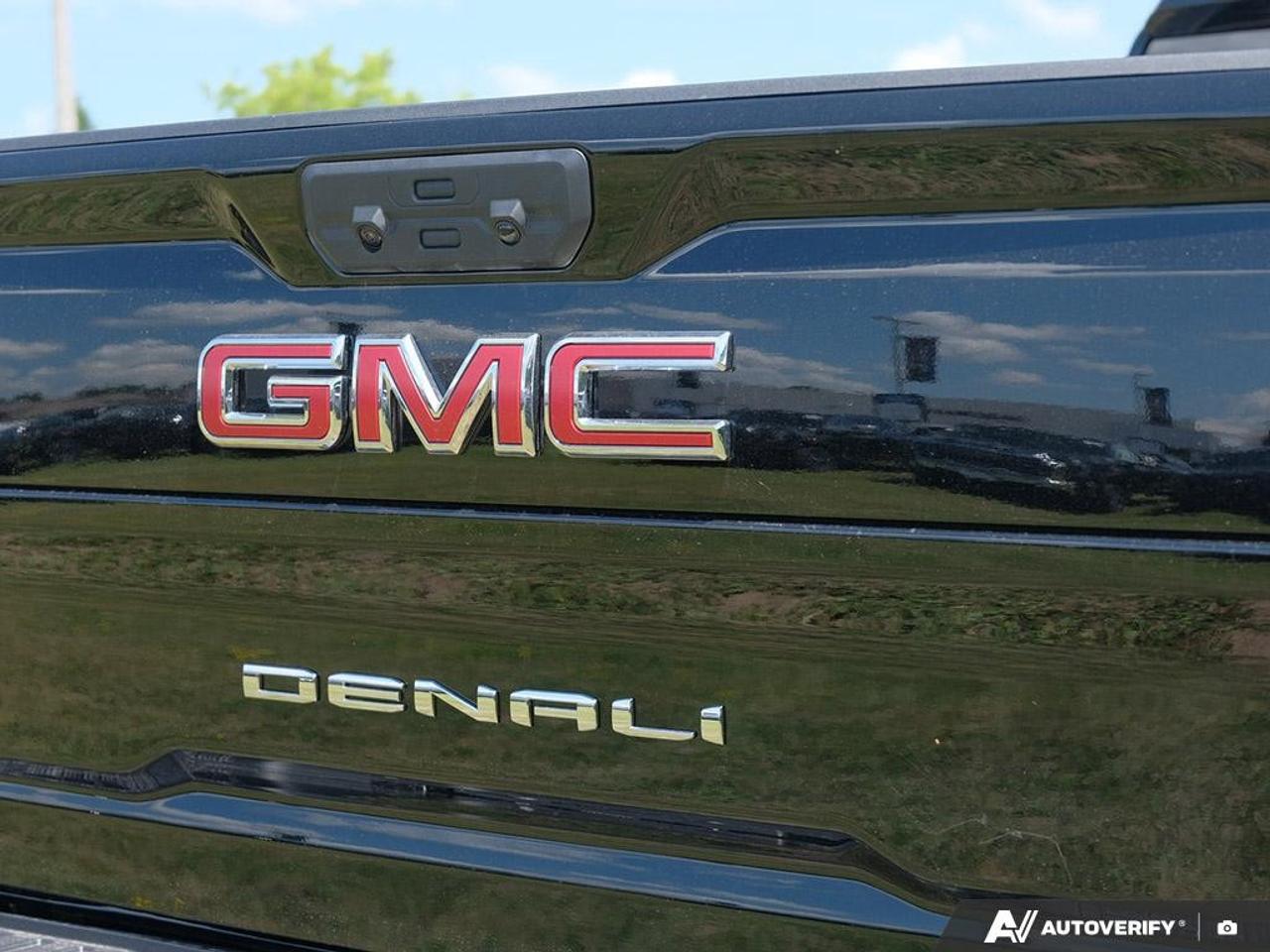 2026 GMC Sierra 3500HD 4WD Crew Cab Long Box Denali Photo