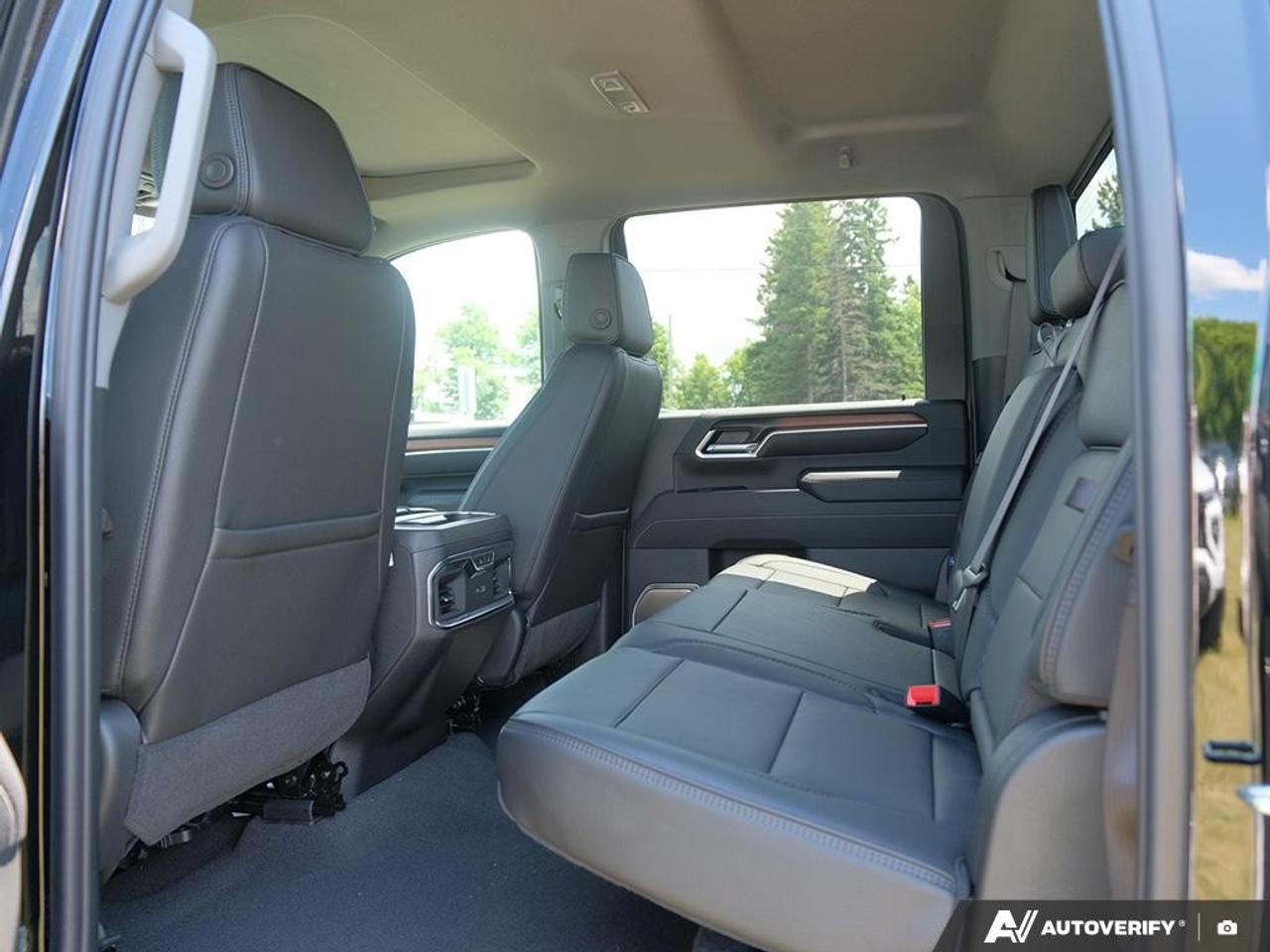 2026 GMC Sierra 3500HD 4WD Crew Cab Long Box Denali Photo
