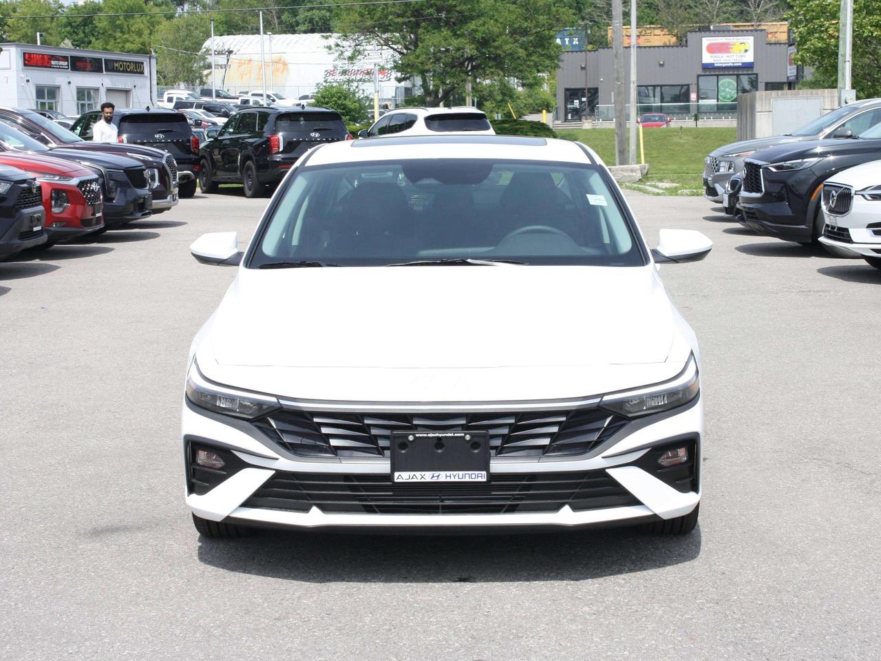 2026 Hyundai Elantra Demo Special / Rates from 0% / Winter Tires Photo5
