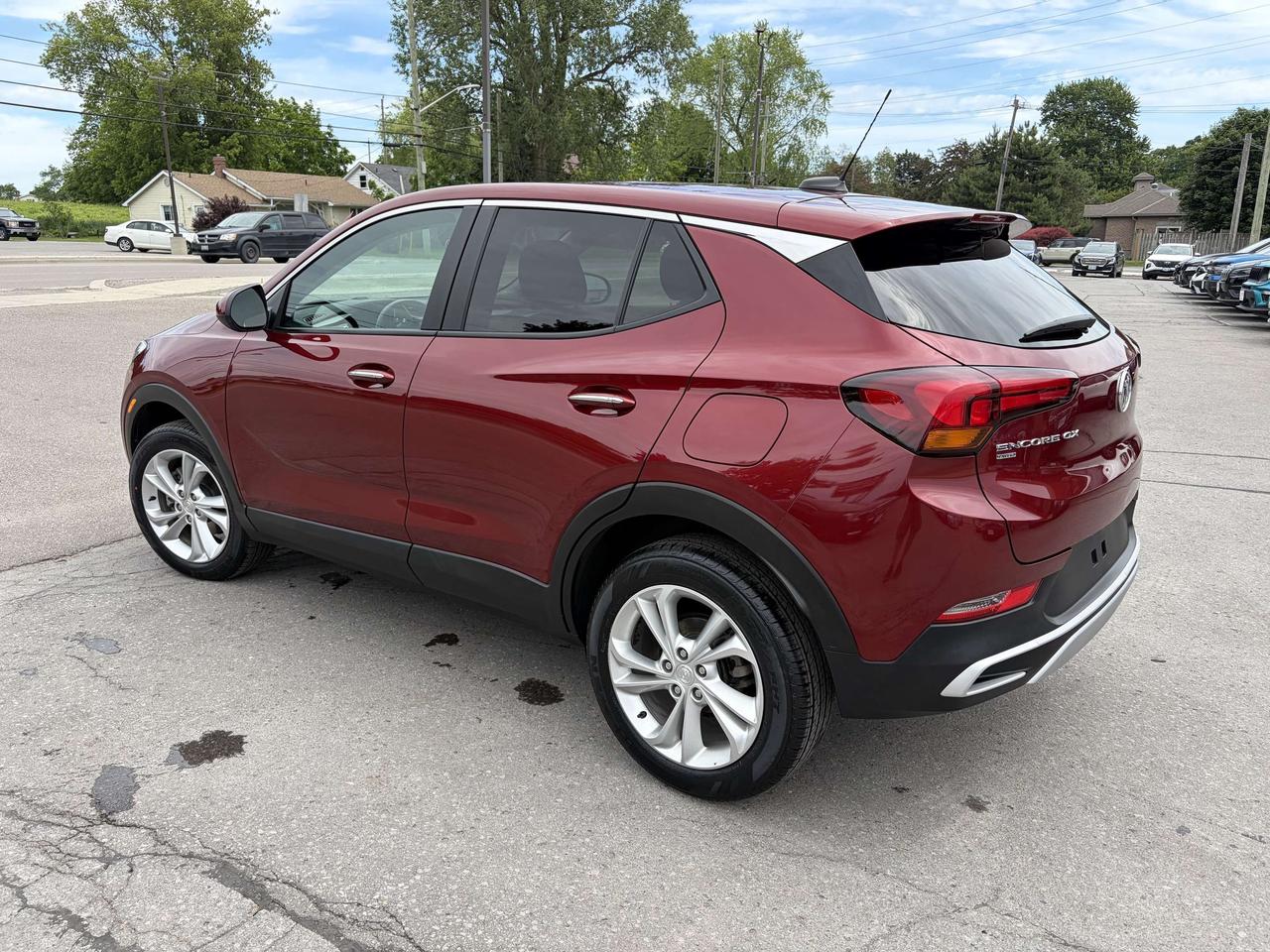 2022 Buick Encore PREFERRED/HEATED SEATS/BACK UP CAM/CALL PICTON Photo2