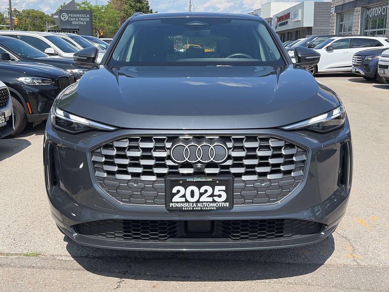 2025 Audi Q5 4 NEW TIRES, AMBIENT LIGHT, PANOROOF, CARPLAY Photo