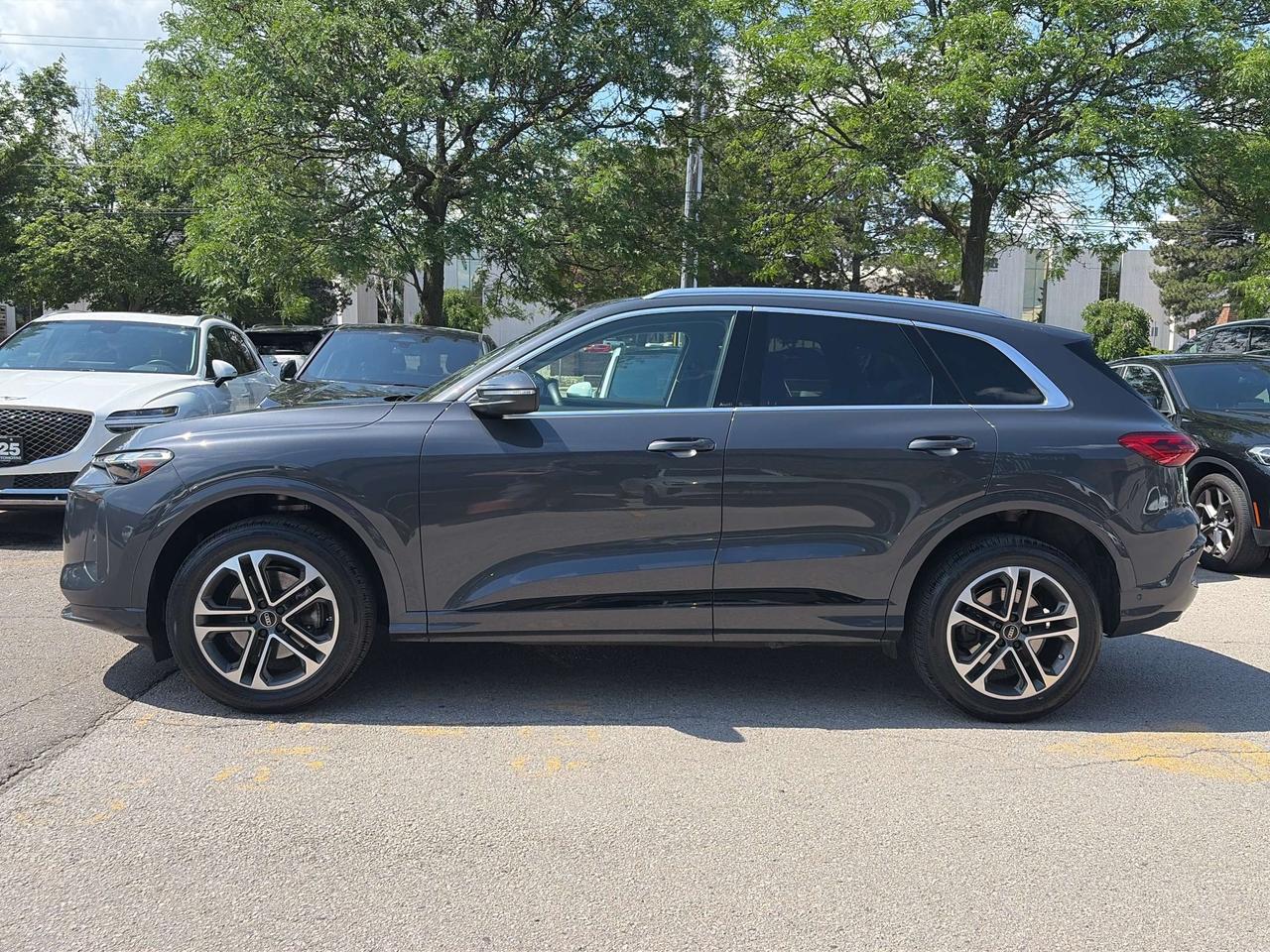 2025 Audi Q5 4 NEW TIRES, AMBIENT LIGHT, PANOROOF, CARPLAY Photo
