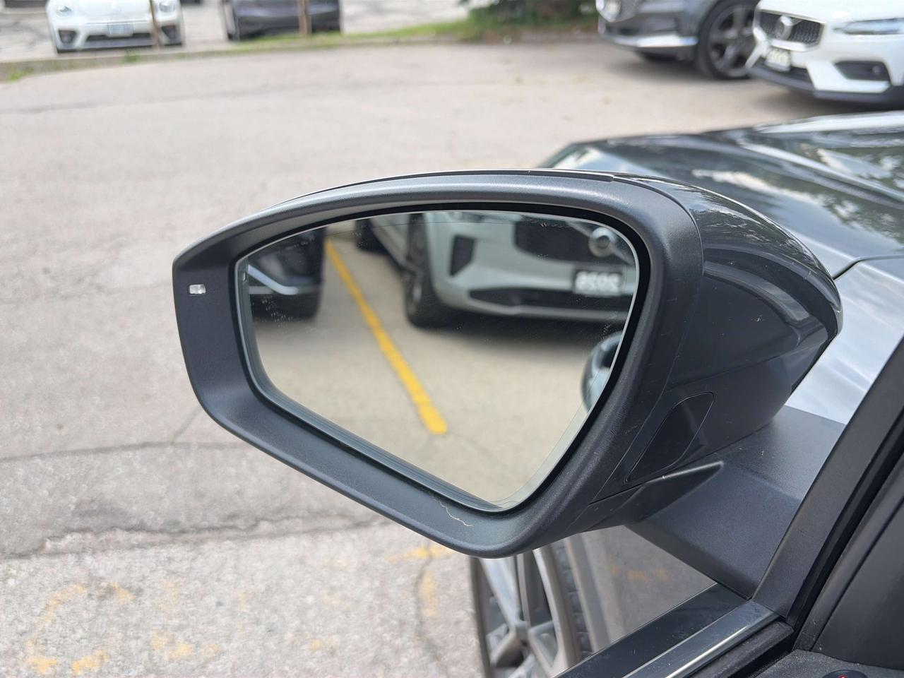 2025 Audi Q5 4 NEW TIRES, AMBIENT LIGHT, PANOROOF, CARPLAY Photo