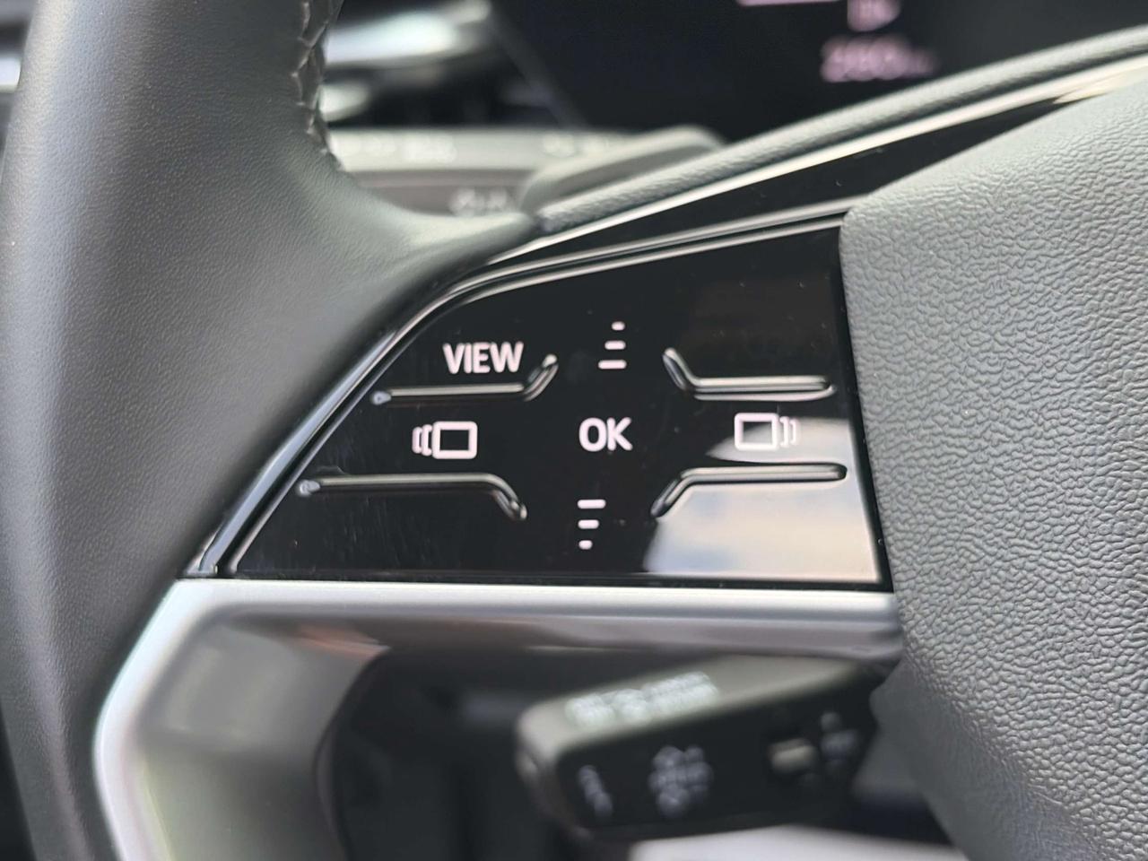 2025 Audi Q5 4 NEW TIRES, AMBIENT LIGHT, PANOROOF, CARPLAY Photo
