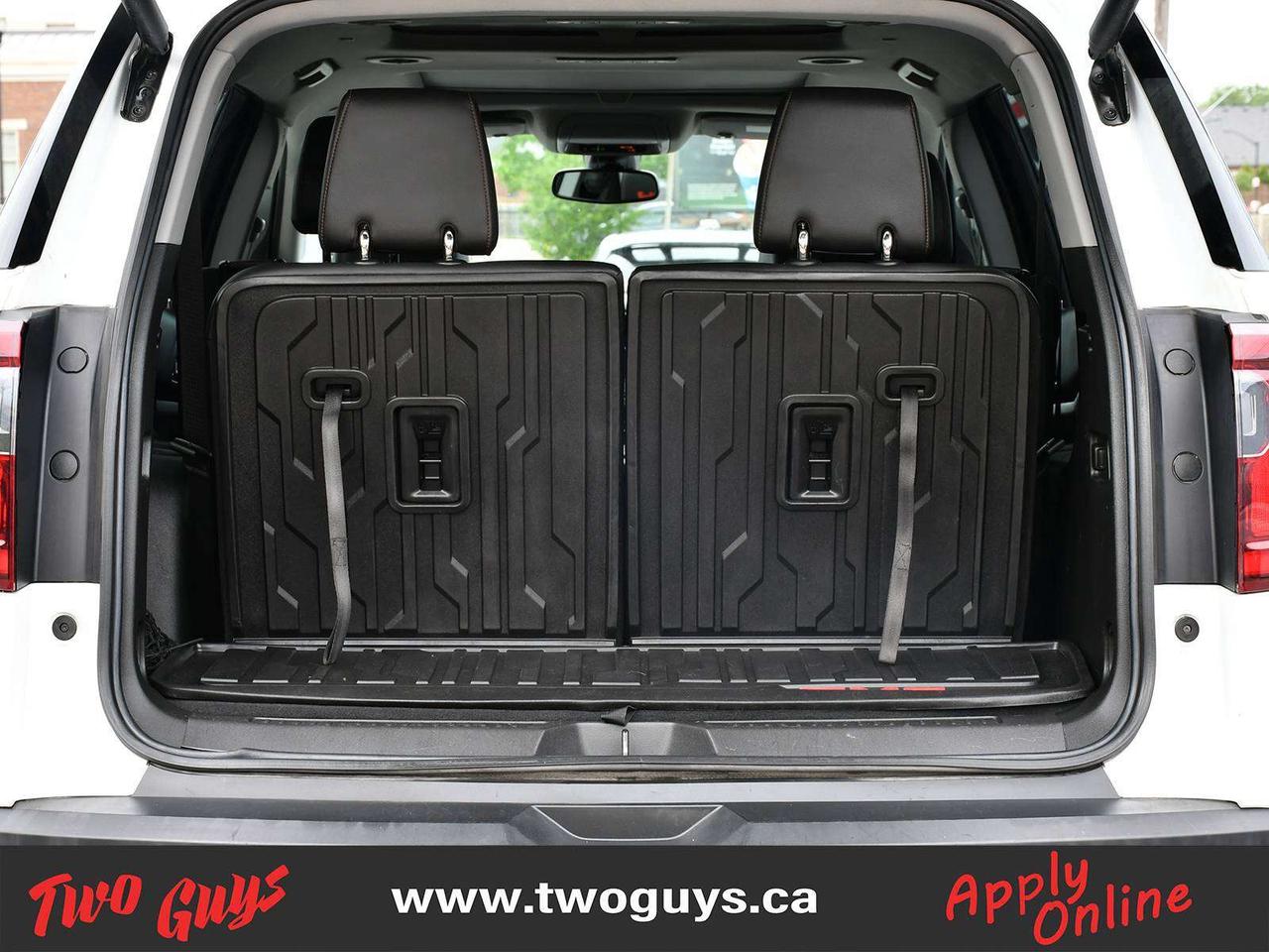 2022 GMC Acadia AT4 3.6L   Htd Cooled Leather   Nav   SkyScape Roo Photo