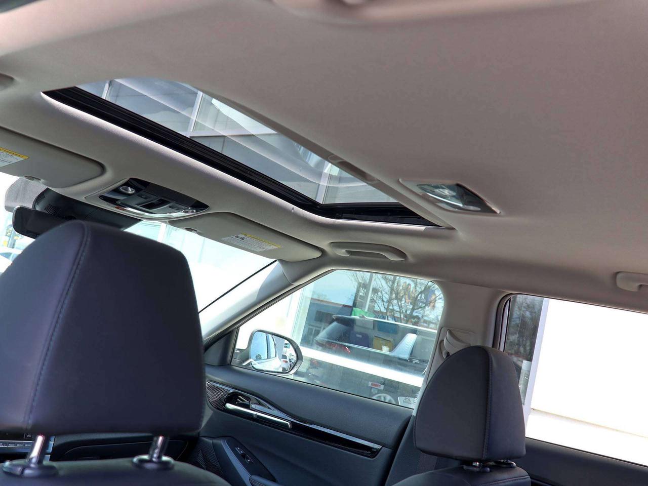 2026 Kia Seltos EX Premium   Pwr Liftgate   Cooled & Memory Seat Photo