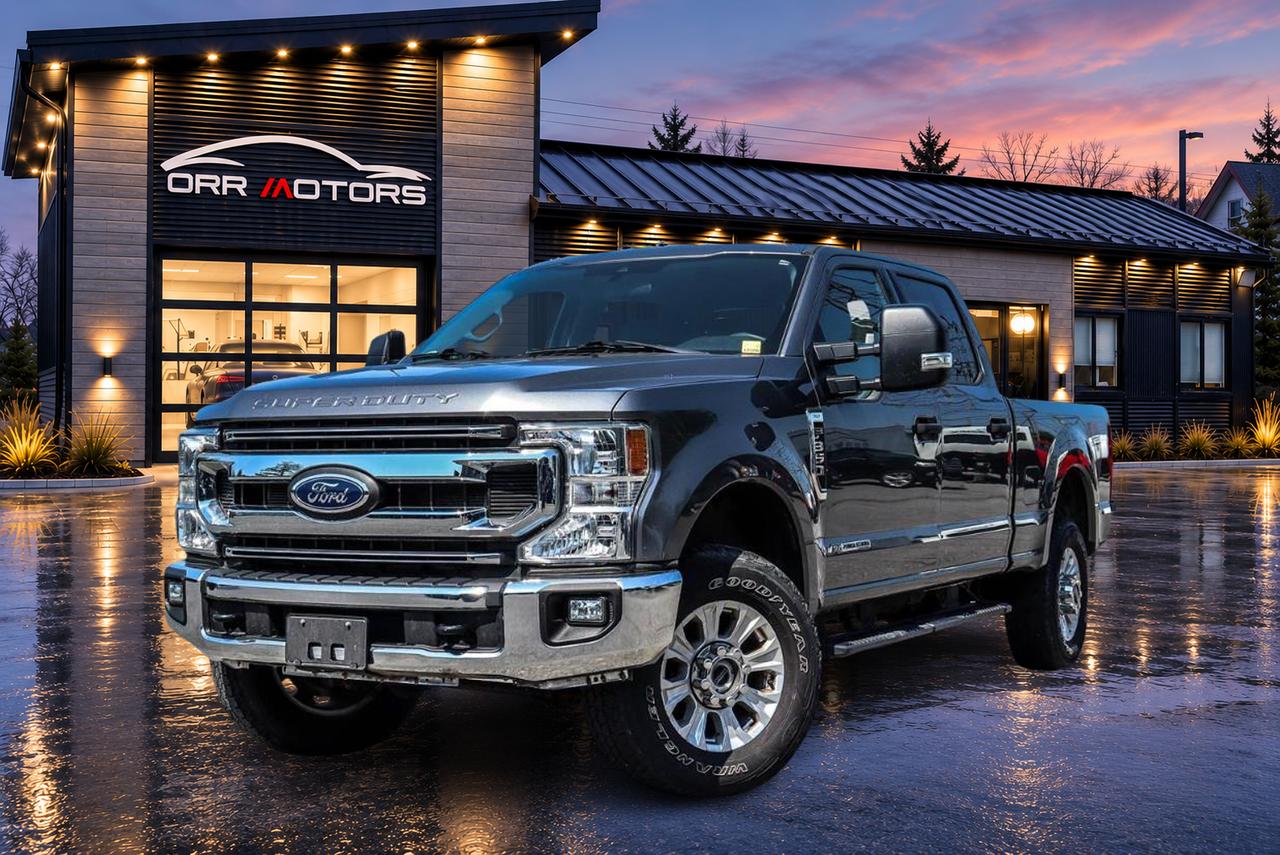 Gray 2022 Ford F-350 Super Duty Pickup Truck Four-Wheel Drive Automatic