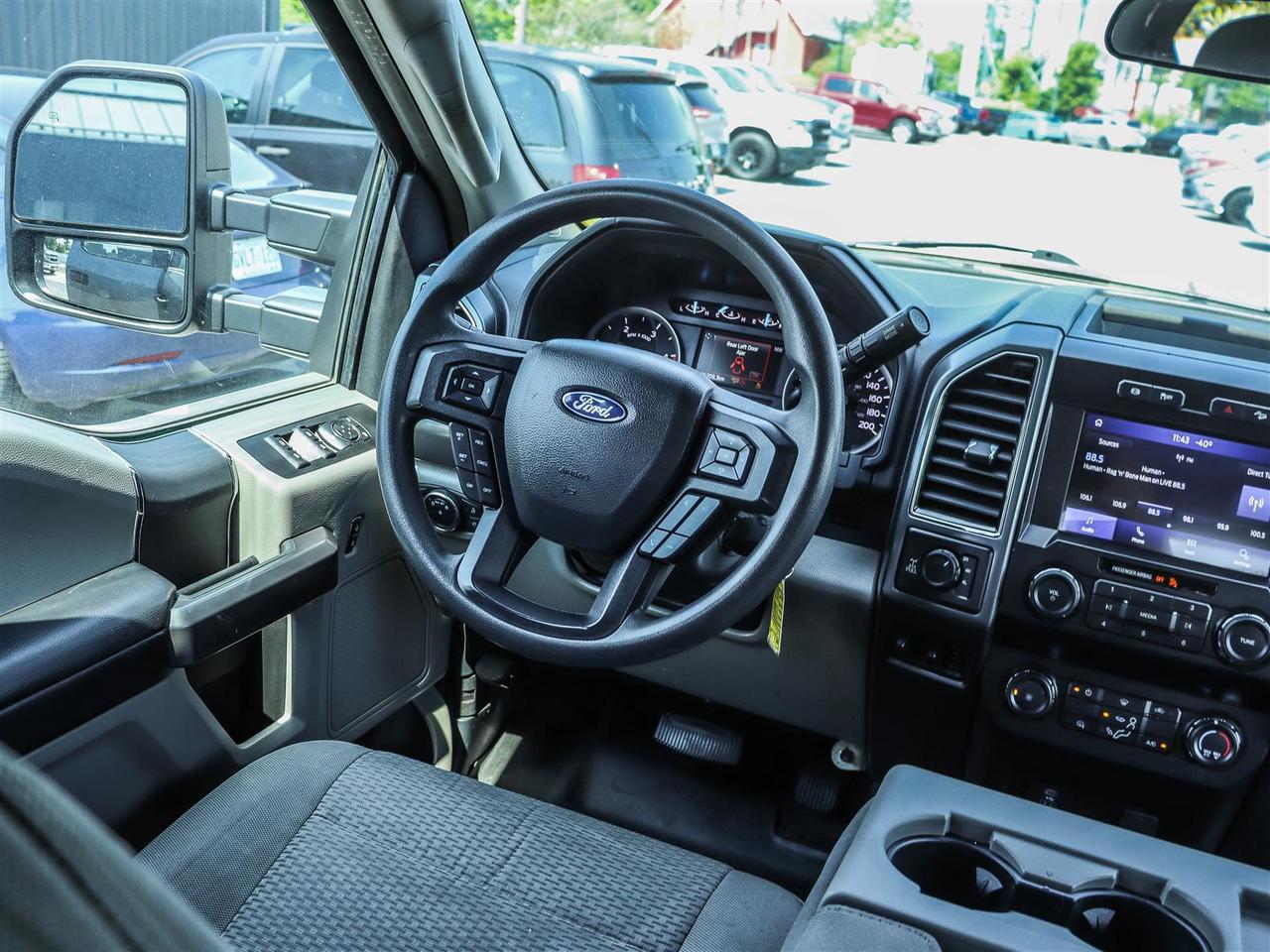 2022 Ford F-350 XLT Photo