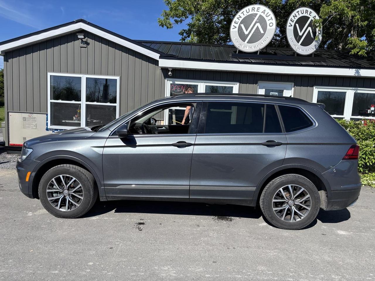 2018 Volkswagen Tiguan  Photo