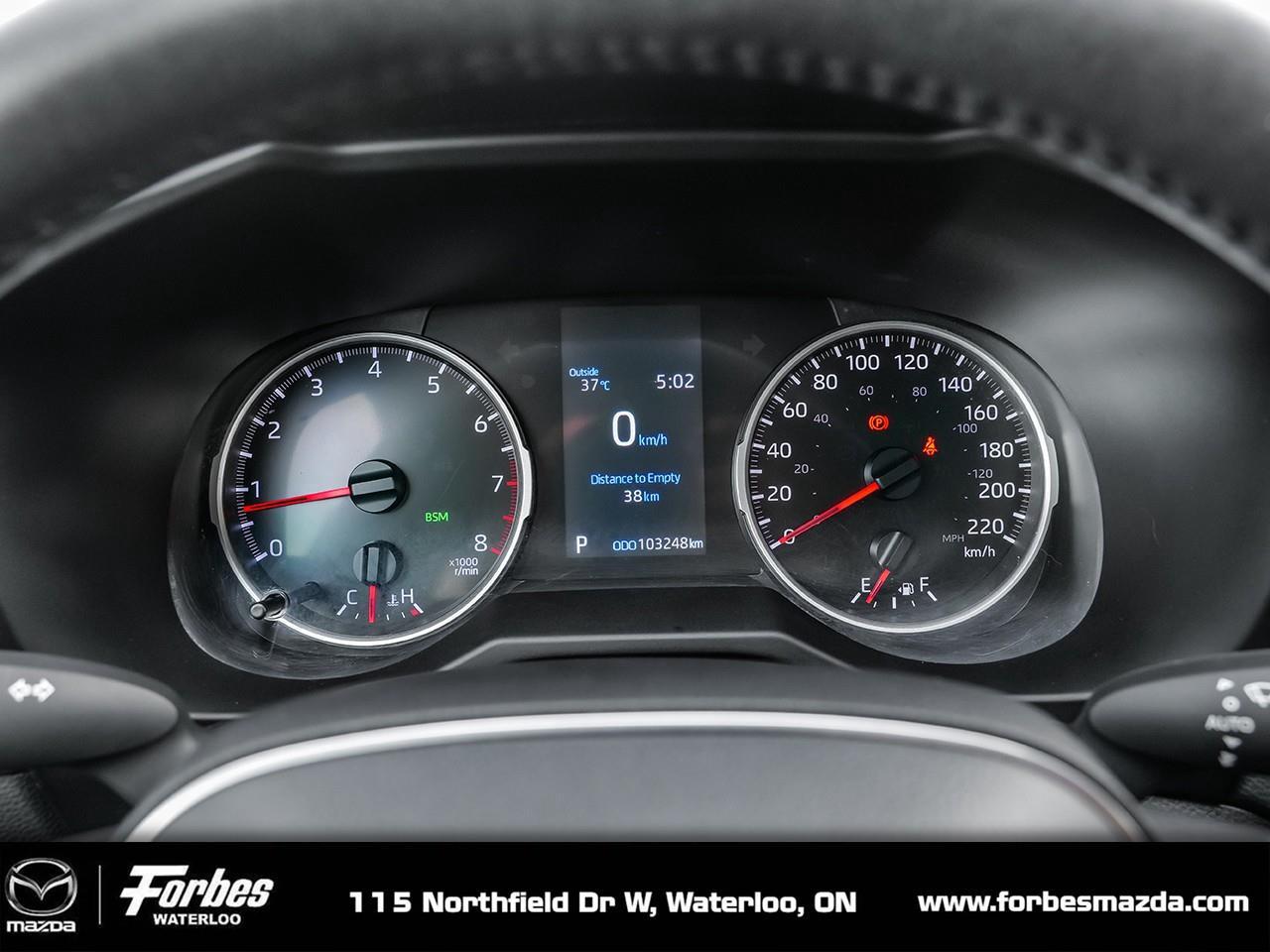 2022 Toyota RAV4 XLE 4dr All-wheel Drive Photo