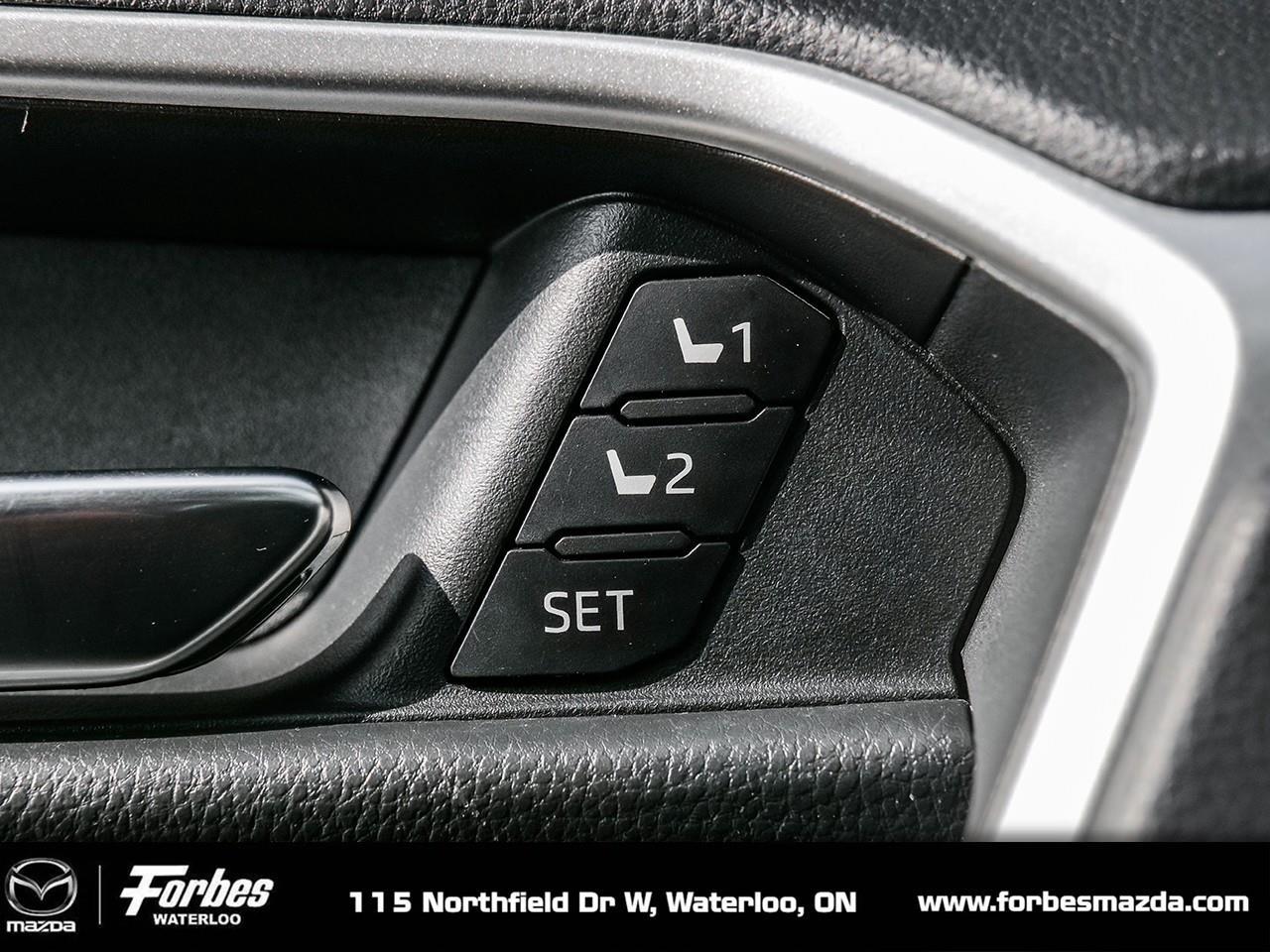 2022 Toyota RAV4 XLE 4dr All-wheel Drive Photo