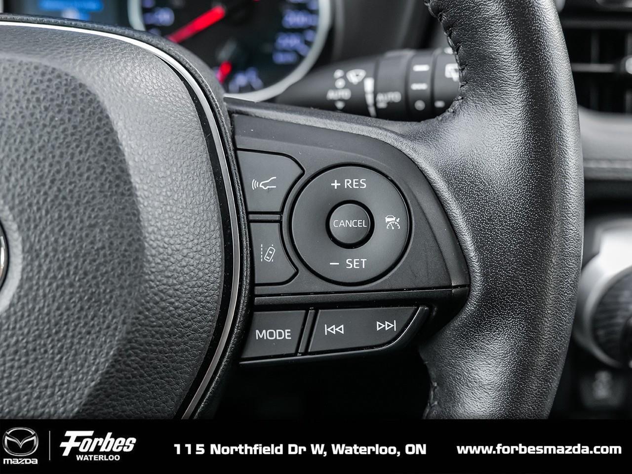 2022 Toyota RAV4 XLE 4dr All-wheel Drive Photo